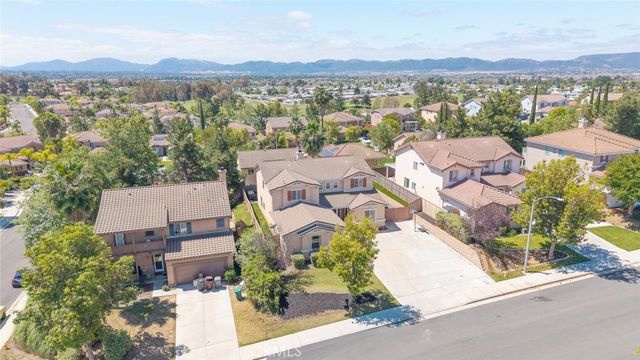 29215 Derby, Murrieta, CA 92563