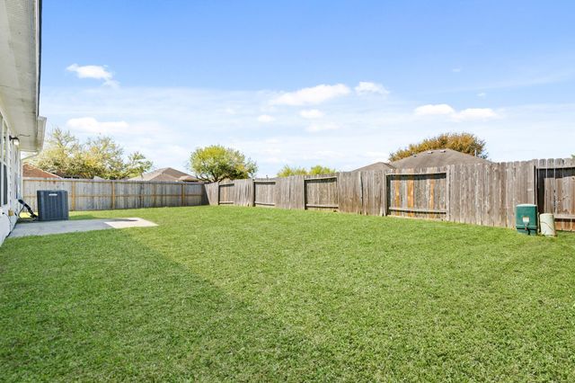 23 N Golden Oak Drive, Texas City, TX 77591