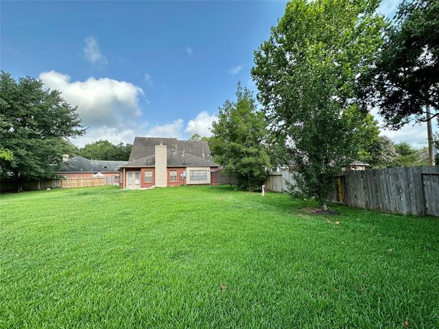 1414 Diamond Brook Drive, Houston, TX 77062