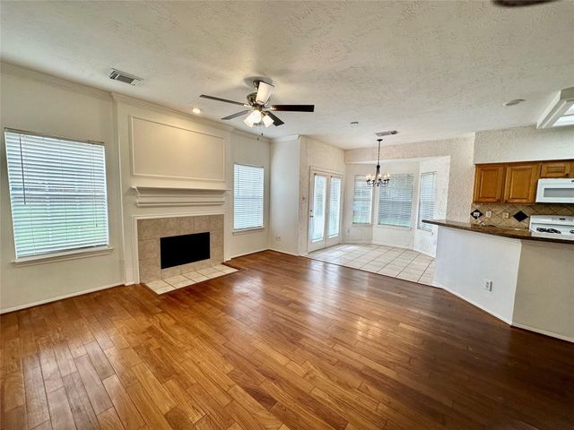 1414 Diamond Brook Drive, Houston, TX 77062