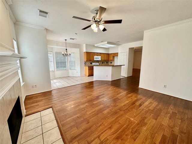 1414 Diamond Brook Drive, Houston, TX 77062