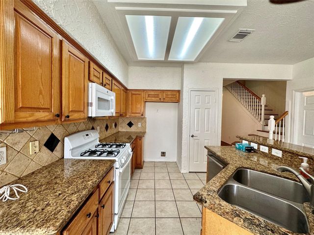 1414 Diamond Brook Drive, Houston, TX 77062