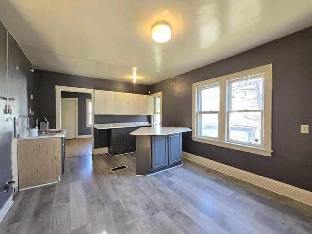 1215 W Hadley STREET, Milwaukee, WI 53206