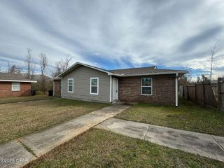 4006 E 11th Street C, Panama City, FL 32404