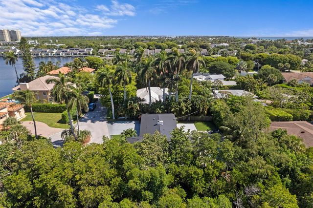 35 Anna Street, Boynton Beach, FL 33435