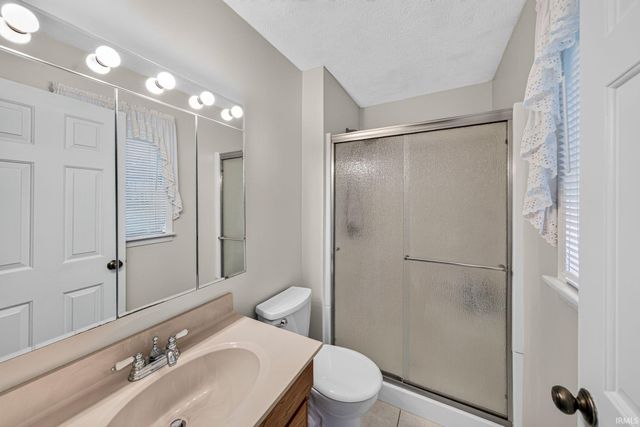 52088 Goldenrod Lane, Granger, IN 46530