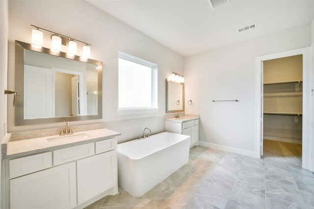 9910 Deep Water Drive, Missouri City, TX 77459