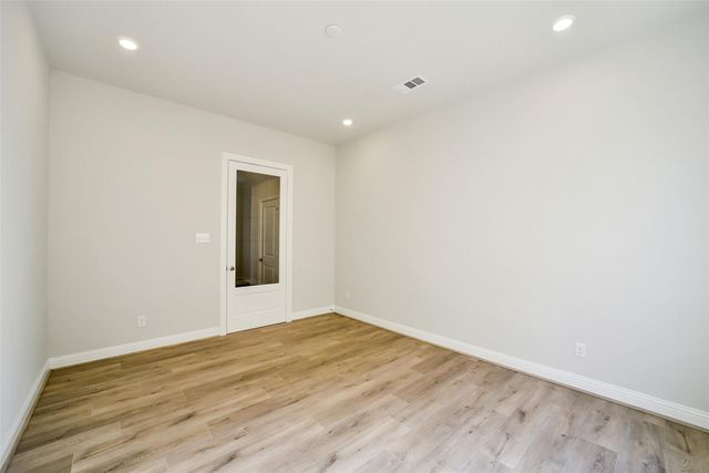 9910 Deep Water Drive, Missouri City, TX 77459
