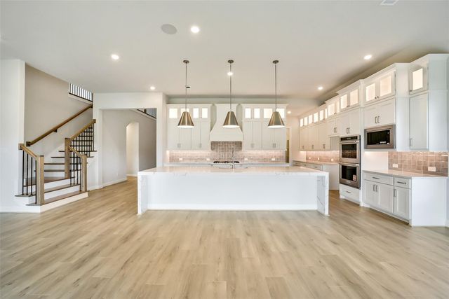 9910 Deep Water Drive, Missouri City, TX 77459