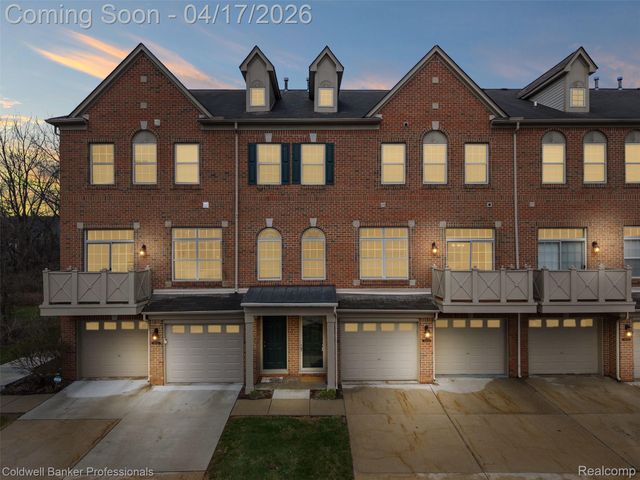 39854 Rockcrest Circle, Northville Township, MI 48168