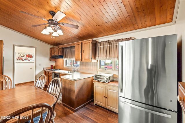 44 Stanford Drive, Hazlet, NJ 07730
