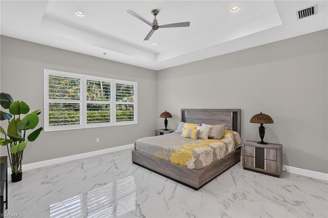 12069 Mimosa ST, Naples, FL 34120