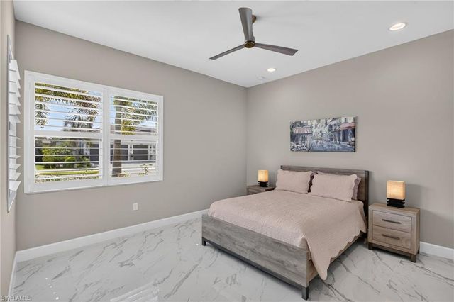 12069 Mimosa ST, Naples, FL 34120