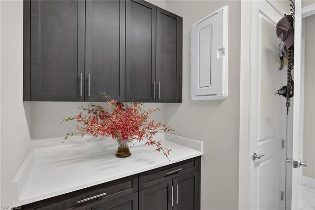 12069 Mimosa ST, Naples, FL 34120