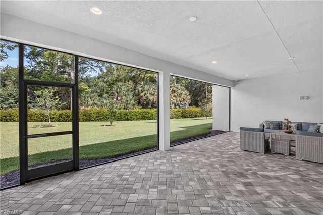 12069 Mimosa ST, Naples, FL 34120