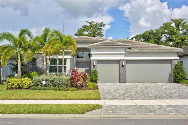 12069 Mimosa ST, Naples, FL 34120