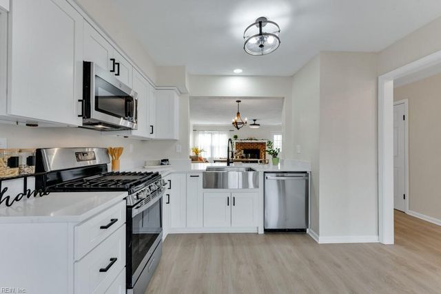 5537 Finespun Last, Virginia Beach, VA 23455