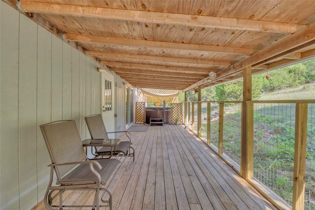 105 Holman CIR, Gatesville, TX 76528