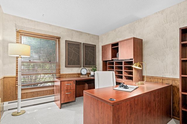 3000 Saint Albans Mill Road 103, Hopkins, MN 55305
