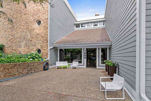 3000 Saint Albans Mill Road 103, Hopkins, MN 55305