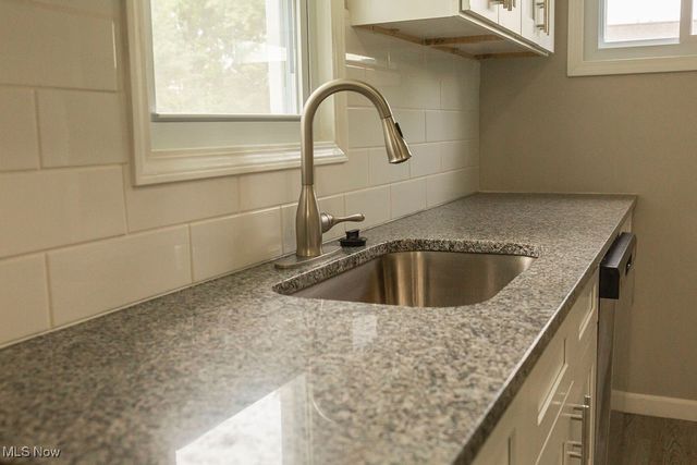 9800 North Boulevard, Chagrin Falls, OH 44023