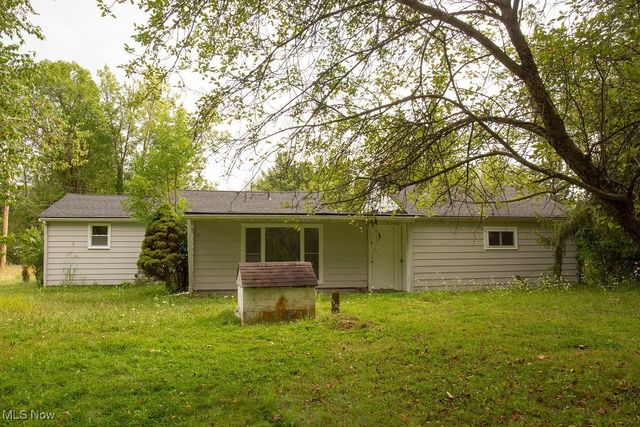 9800 North Boulevard, Chagrin Falls, OH 44023