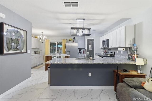 39 W Lynxx Drive, Citrus Springs, FL 34434