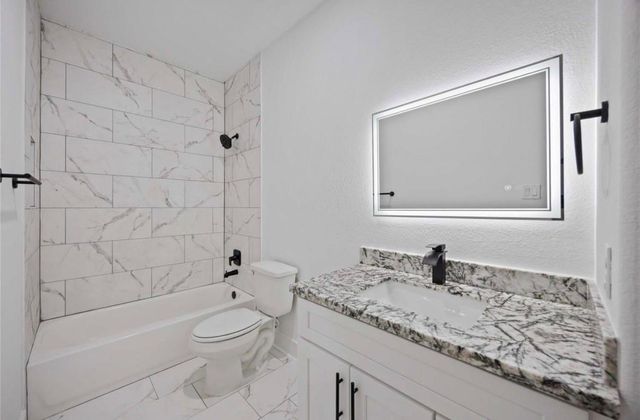 6726 Paris Street A, Houston, TX 77021