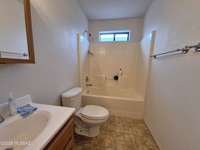 425 W Saddlehorn Drive, Safford, AZ 85546