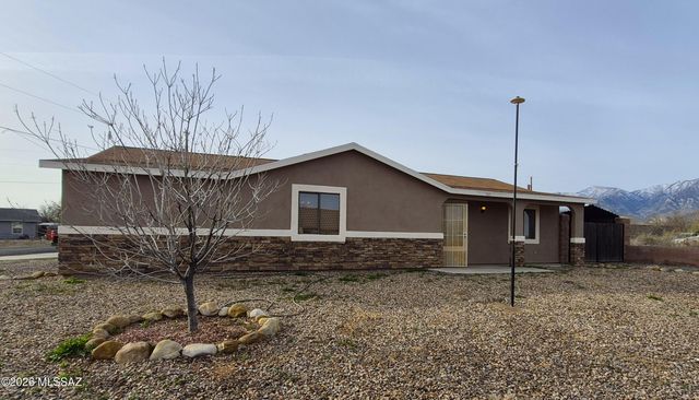 425 W Saddlehorn Drive, Safford, AZ 85546