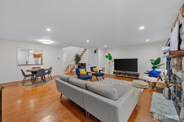 32 Coriander Drive, South Brunswick, NJ 08540