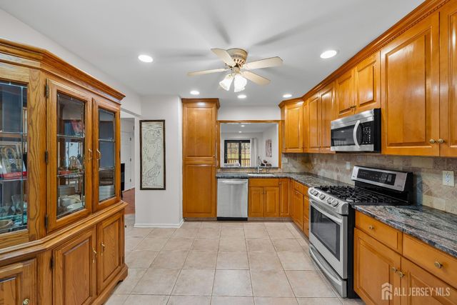 32 Coriander Drive, South Brunswick, NJ 08540