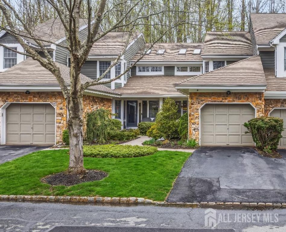 32 Coriander Drive, South Brunswick, NJ 08540
