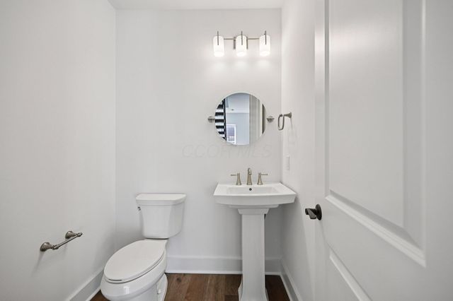 284 Dickenson Street, Columbus, OH 43215