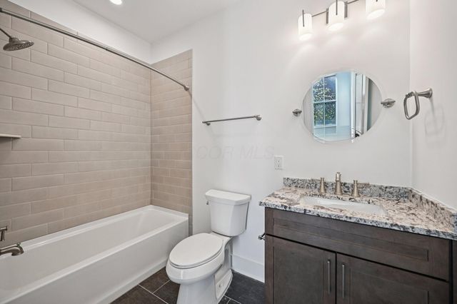 284 Dickenson Street, Columbus, OH 43215