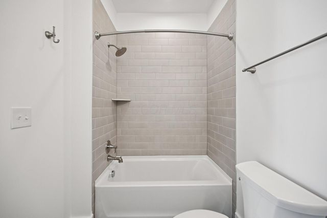 284 Dickenson Street, Columbus, OH 43215