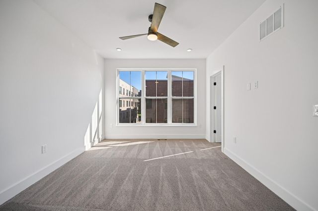 284 Dickenson Street, Columbus, OH 43215