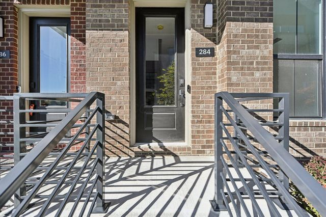 284 Dickenson Street, Columbus, OH 43215