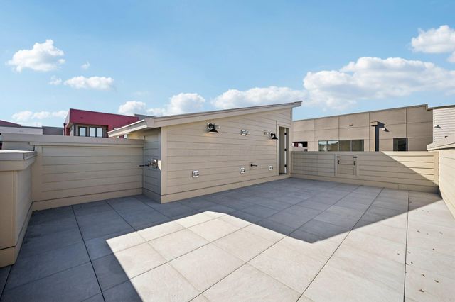 284 Dickenson Street, Columbus, OH 43215