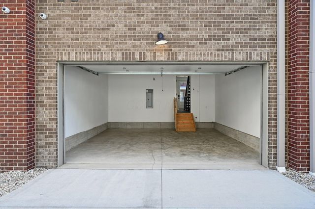 284 Dickenson Street, Columbus, OH 43215