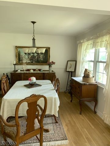 15 Willow Run Ln, Montgomery Twp., NJ 08502