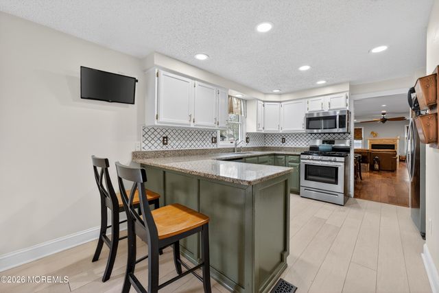 1 Persimmon Drive, Jackson, NJ 08527