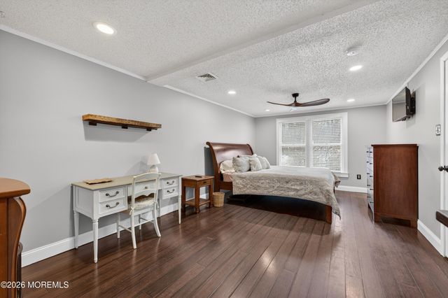 1 Persimmon Drive, Jackson, NJ 08527