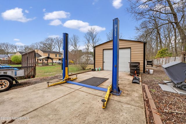 1 Persimmon Drive, Jackson, NJ 08527