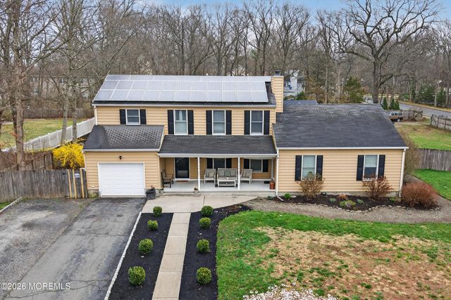 1 Persimmon Drive, Jackson, NJ 08527