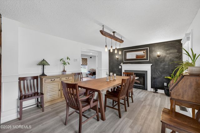 1 Persimmon Drive, Jackson, NJ 08527