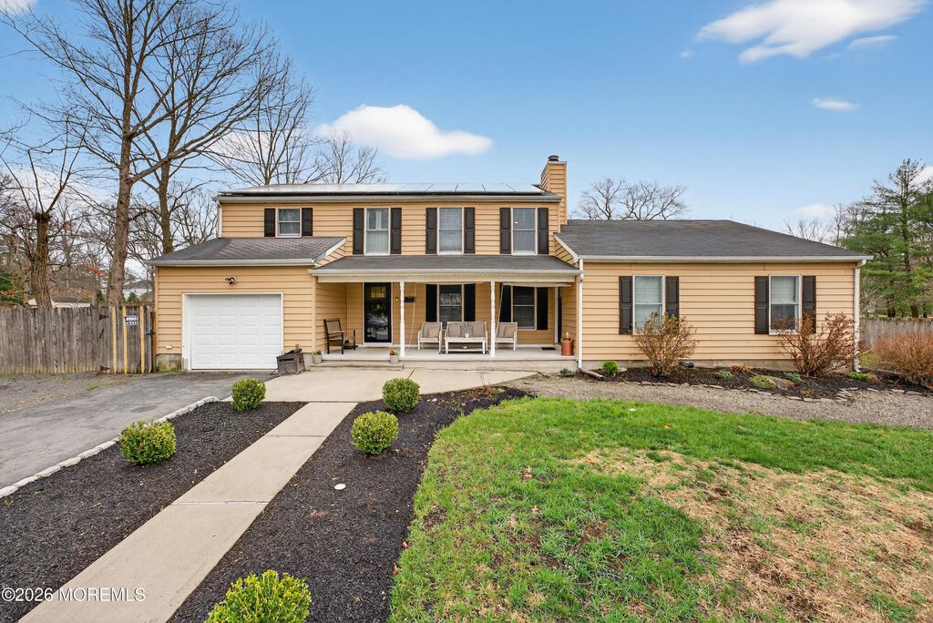 1 Persimmon Drive, Jackson, NJ 08527