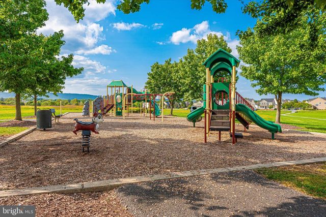 5516 YOUNG FAMILY TRL W, Adamstown, MD 21710