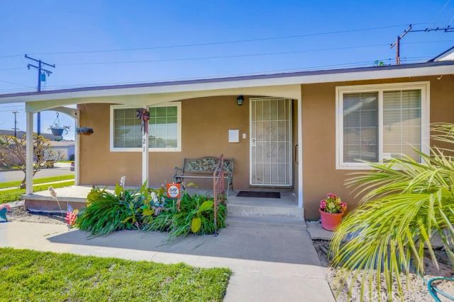 10321 Courtright, Stanton, CA 90680