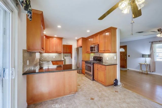 10321 Courtright, Stanton, CA 90680